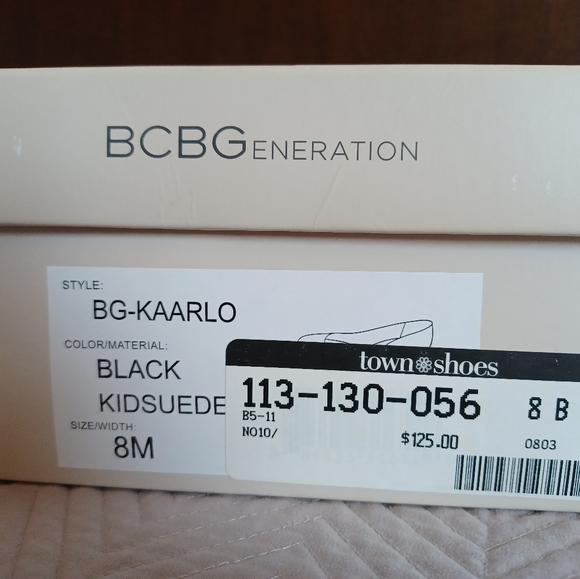 BCBGeneration | Classic Black Suede Heels | Size 8 - Picture 6 of 7